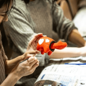 赤べこ絵付け体験イメージ写真